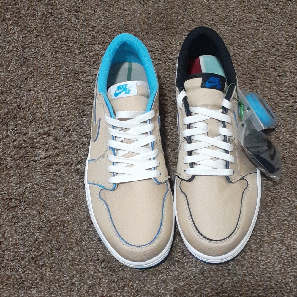 SB jordan 1 lance mountain - Picture 1 of 4
